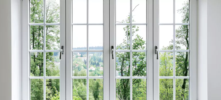 Cost To Install Double Pane Windows in Ives Estates, FL
