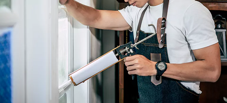 Window Caulking Contractor in Ives Estates, FL