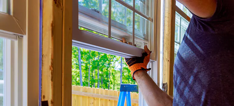 Home Window Repair in Ives Estates, FL