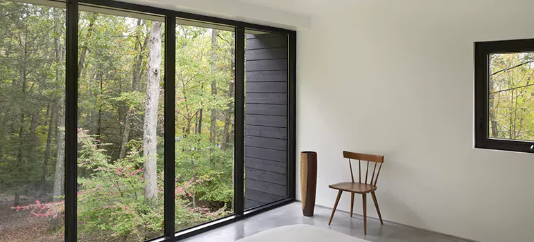 Bulletproof Window Protection Services in Ives Estates, FL